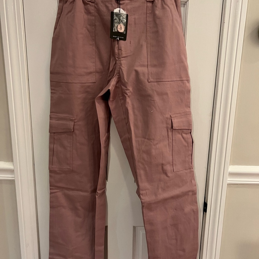 Women’s Pink Cargo Pants